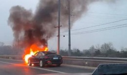 机场高速爆料视频播放,揭秘高速行车瞬间惊险瞬间